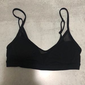 Lululemon light coverage yoga bra size 4